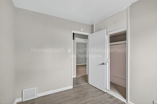 Building Photo - 1700 Dellwood Ct