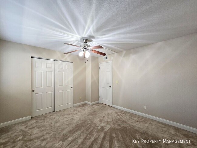 Building Photo - 2750 S Durango Dr