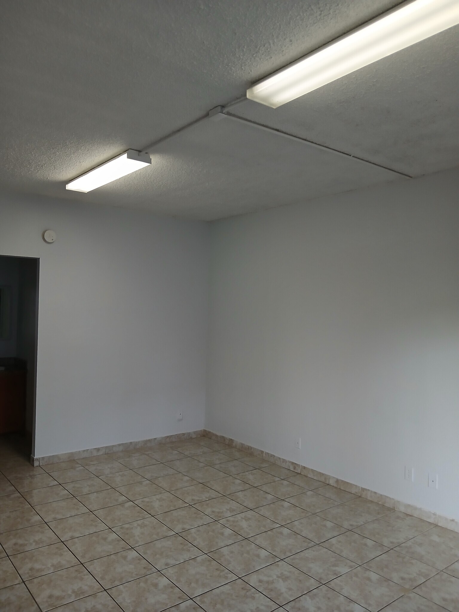 Building Photo - 8421 S Orange Blossom Trl