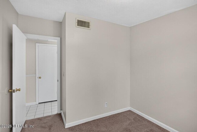 Building Photo - 87 Saratoga Cir S