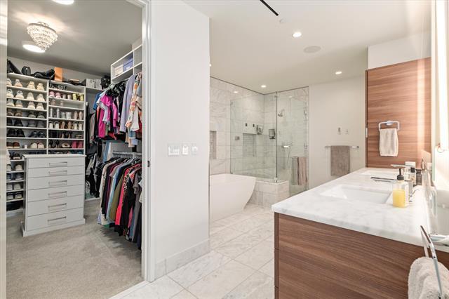 Building Photo - 7901 Windrose Ave.