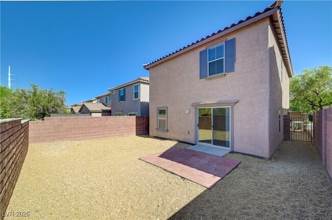 Building Photo - 9252 Valley Ranch Ave