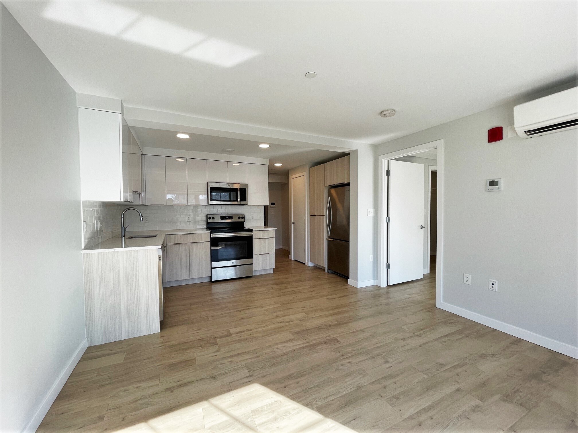 Building Photo - 1 Soden Pl