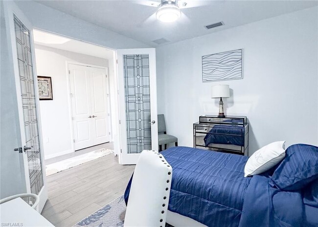 Building Photo - 5861 Sunningdale St