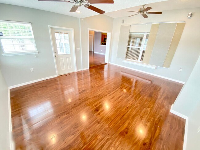 Building Photo - Beautiful Lake View Home in Waterside Estate!