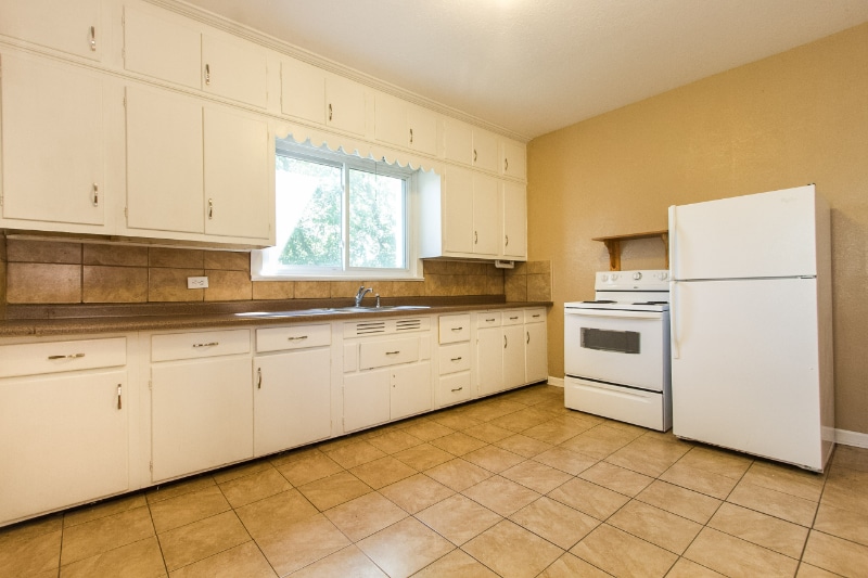 Building Photo - 571 Angella St