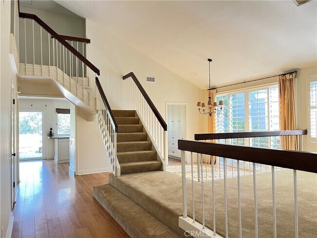 Building Photo - 24822 Via San Fernando