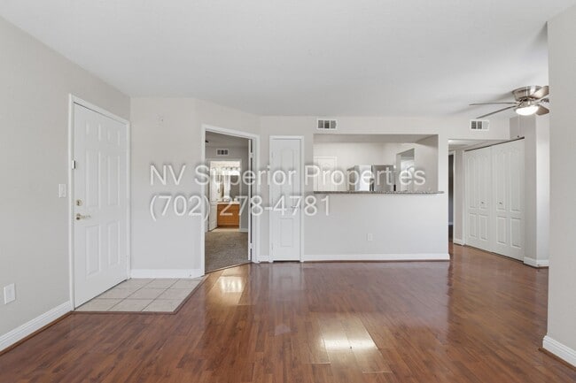Building Photo - SW!! First floor unit with Balcony!! Gated!! Clubhouse!!  Community pool!! Spa!! Exercise Room!! ...