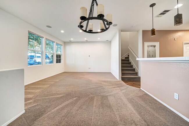 Building Photo - 24063 Avocado Ln