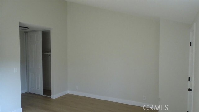 Building Photo - 905 S Mountain Ave