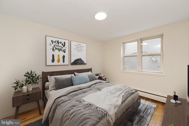 Building Photo - 13 S Black Horse Pike