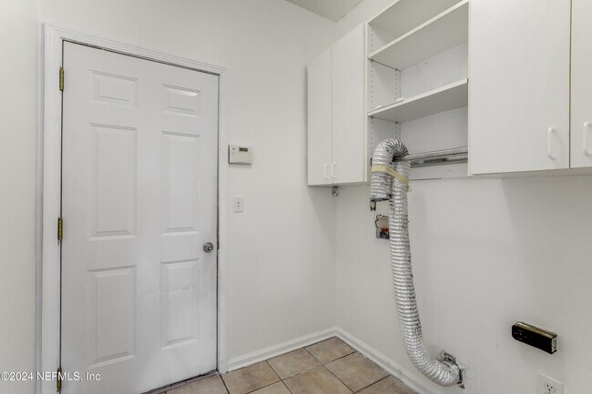 Building Photo - 4232 Ripken Cir E