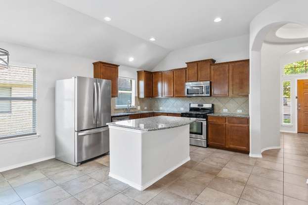 Building Photo - 20725 Mead Bend