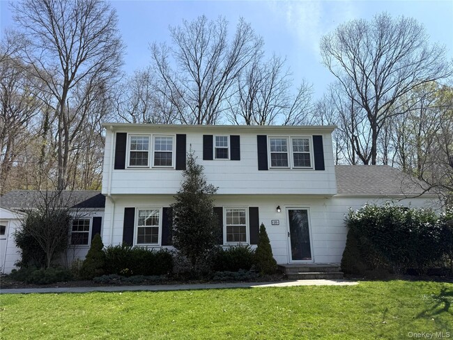 Building Photo - 18 Bayles Ave