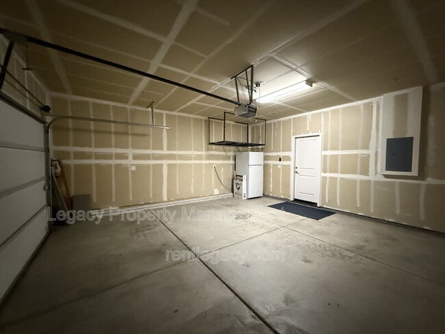 Building Photo - 8441 Ponta Delgada Dr