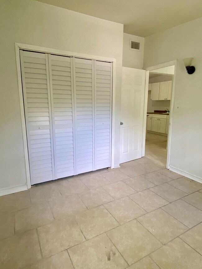 Building Photo - 3 Bedroom Home Now Available for Rent