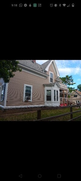 Building Photo - 375 Central St