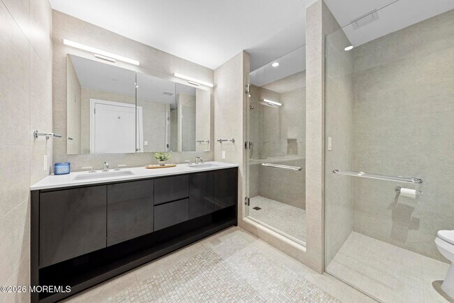 Building Photo - 15 Morris Ave