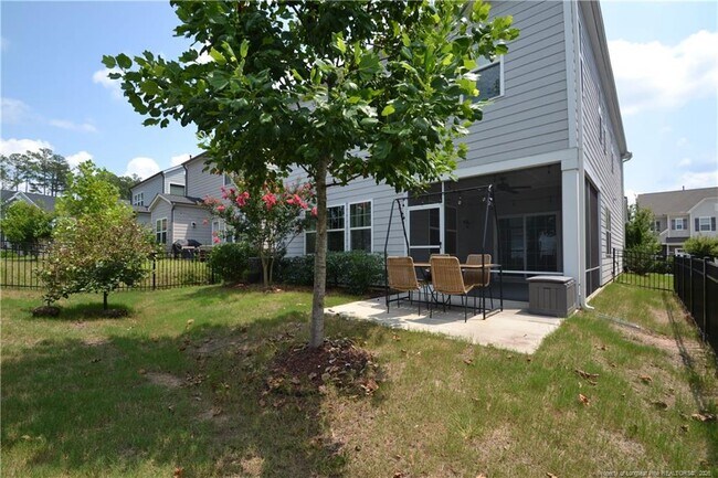 Building Photo - 977 Bristol Bridge Dr