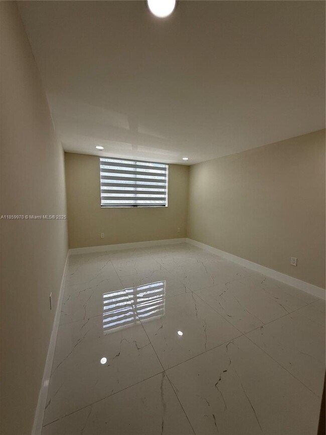 Building Photo - 8002 SW 149th Ave