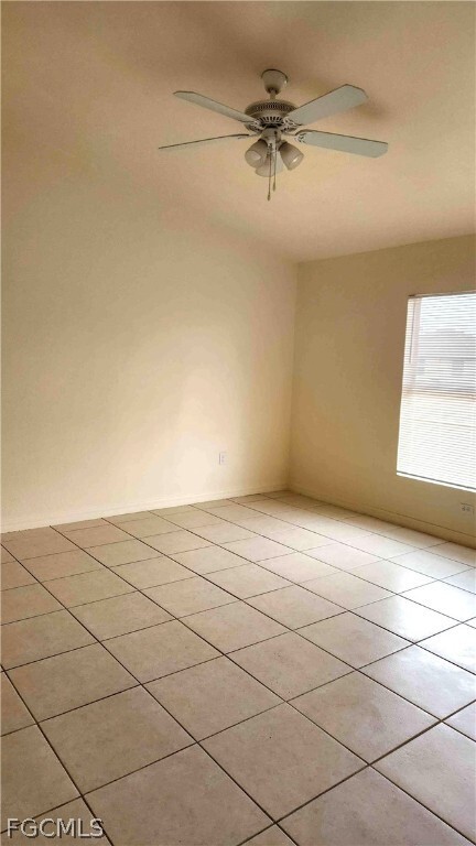 Building Photo - 2147 Fairway Dr