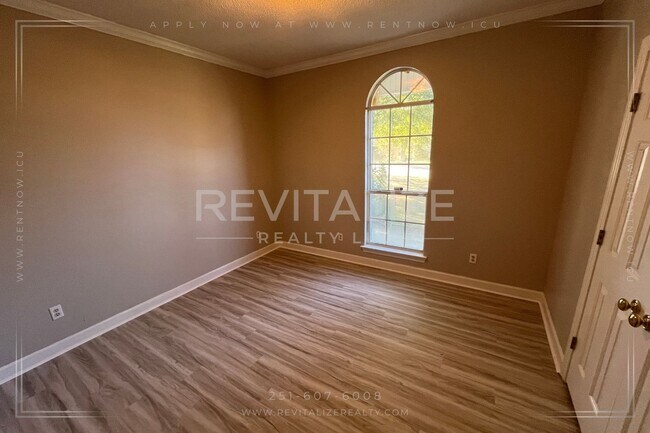 Building Photo - COMING SOON!!!   Beautiful 3 Bedroom/3 Bathroom Home in Semmes!