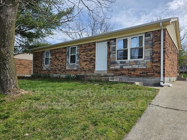 Building Photo - 114 Birch Dr