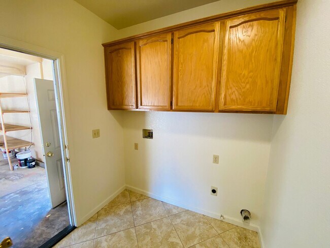 Building Photo - Laguna Home on Quiet Cul-De-Sac