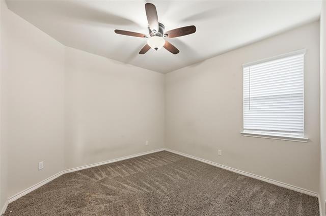 Building Photo - 940 Azure Ln