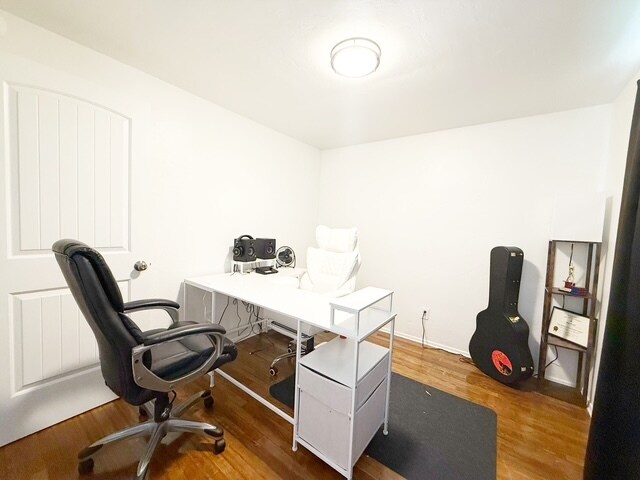 Building Photo - 318 E 28th St