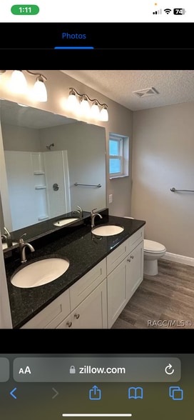 Building Photo - 9416 N Del Rio Way