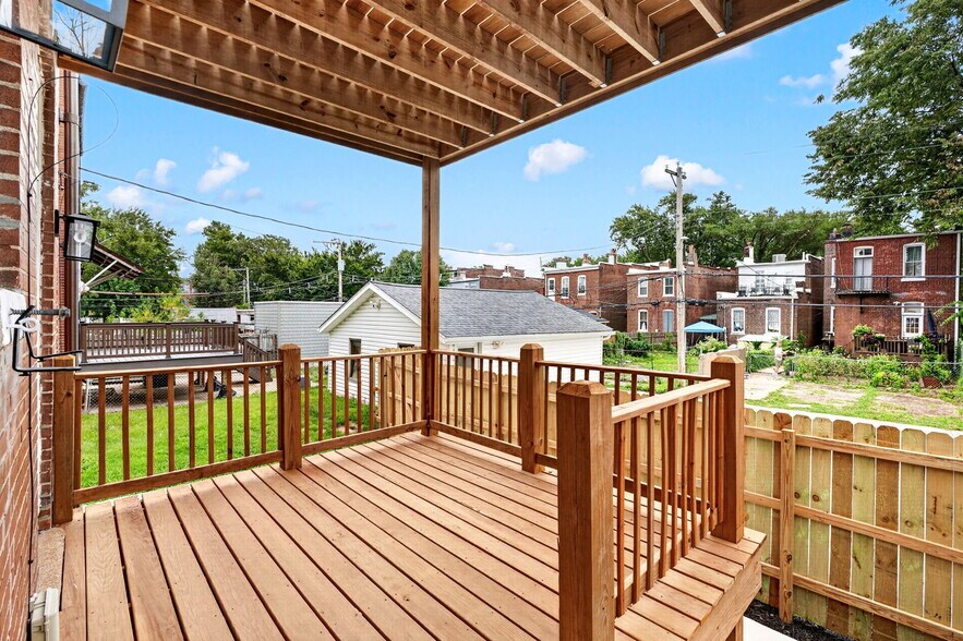 Building Photo - 2722 Armand Pl
