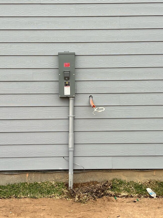 Building Photo - 6149 Rd 5503