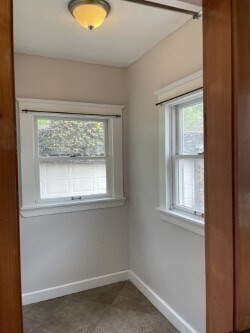 Building Photo - 18 Payson Rd