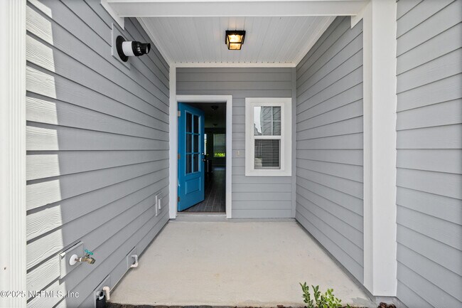 Building Photo - 243 Pine Bluff Dr