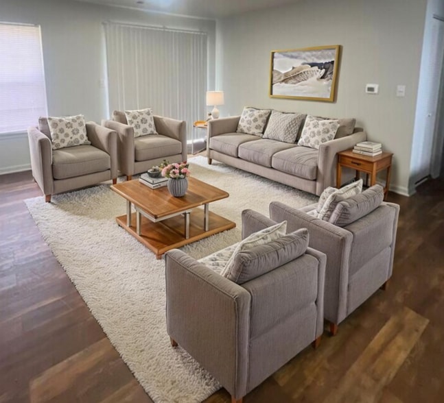 Building Photo - 450 Barkley Landing Dr