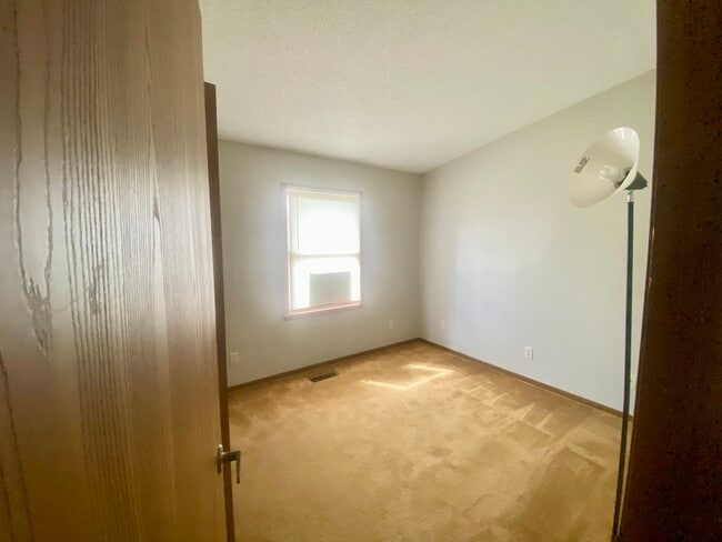 Building Photo - 1826 Kerrybrook Ct