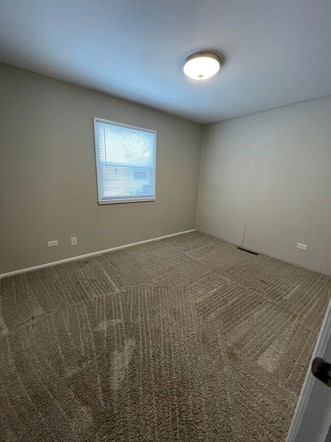 Building Photo - Great 4 Bedroom Home for Lease!