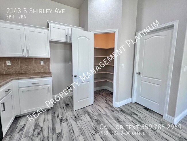 Building Photo - 2143 S Shirley Ave