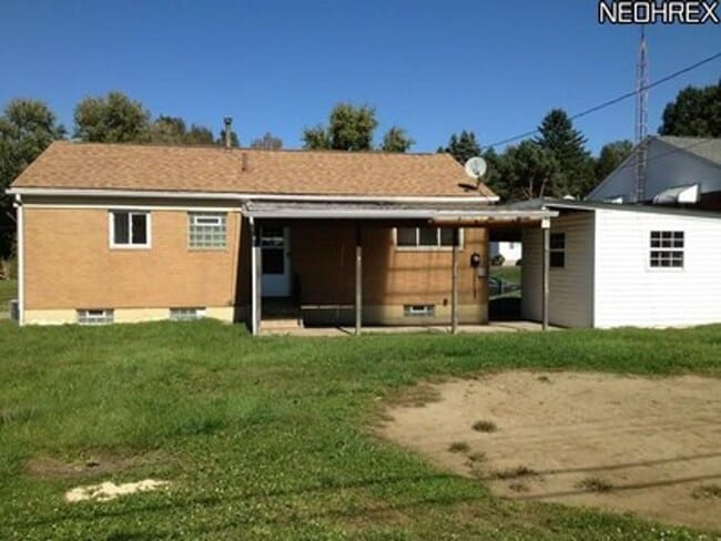 Building Photo - Charming 3-Bedroom Home in Desirable Plain...