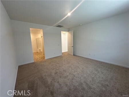 Building Photo - 5135 Hummingbird Wy
