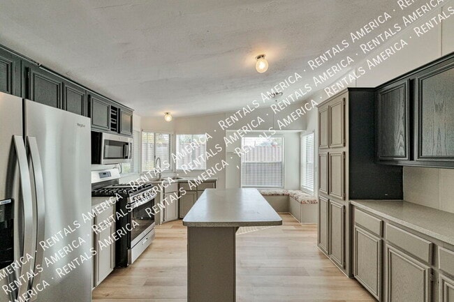 Building Photo - 11140 W Windchime Dr