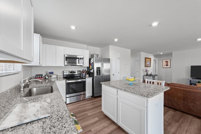 Building Photo - 45 Florentine Ct