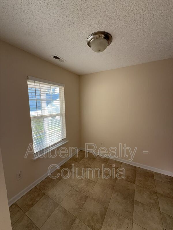 Building Photo - 420 Cape Jasmine Way