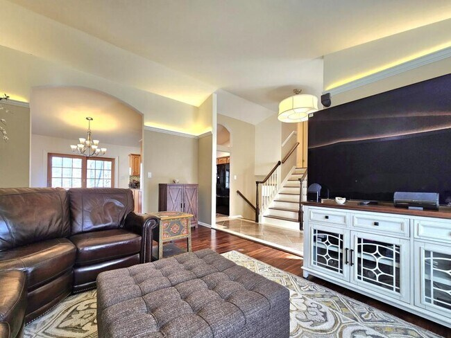 Building Photo - 11930 Cotton Mill Dr