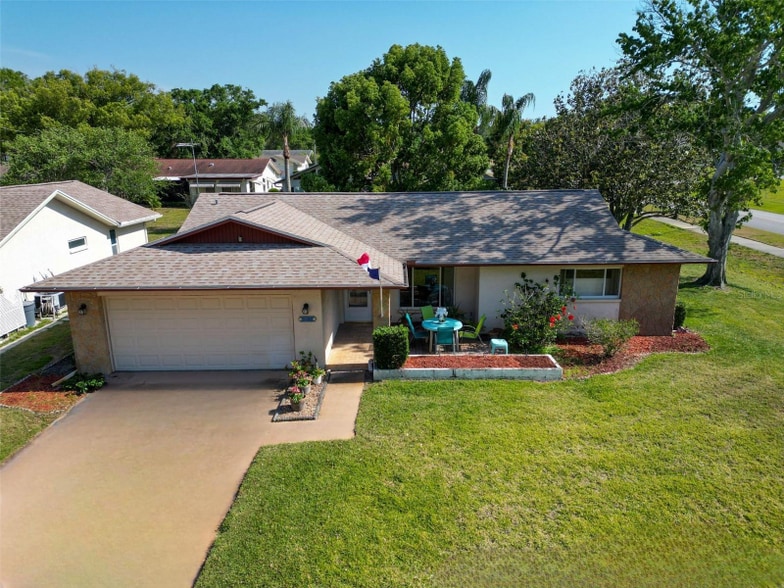Building Photo - 2967 Macalpin Dr N