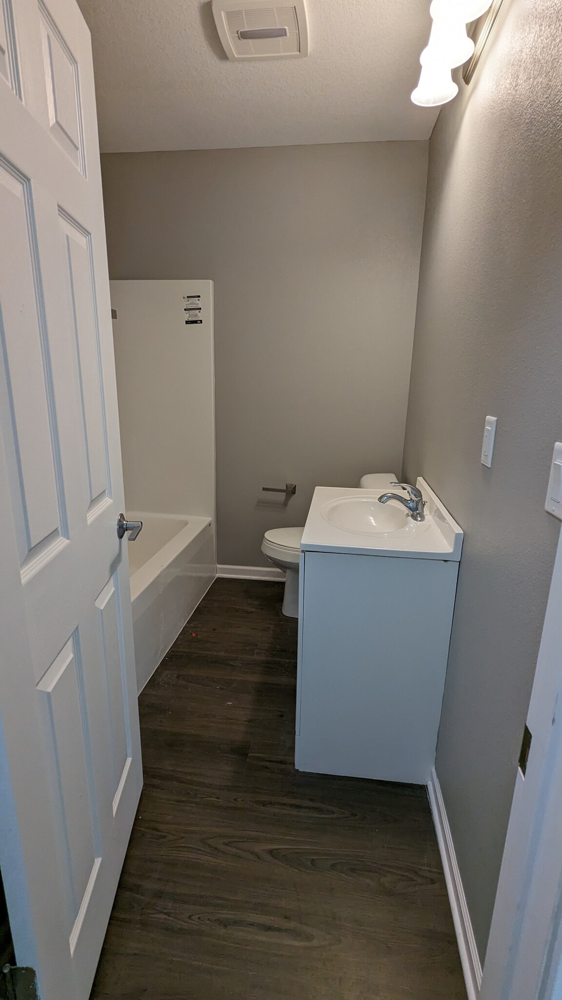 Full Bath - 1125 65th Street