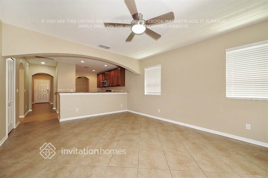 Building Photo - 5949 Beaconpark St