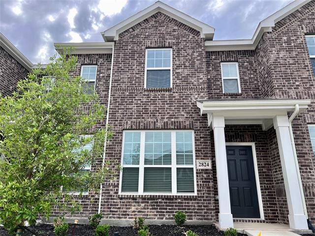 Primary Photo - 2824 Percheron Dr