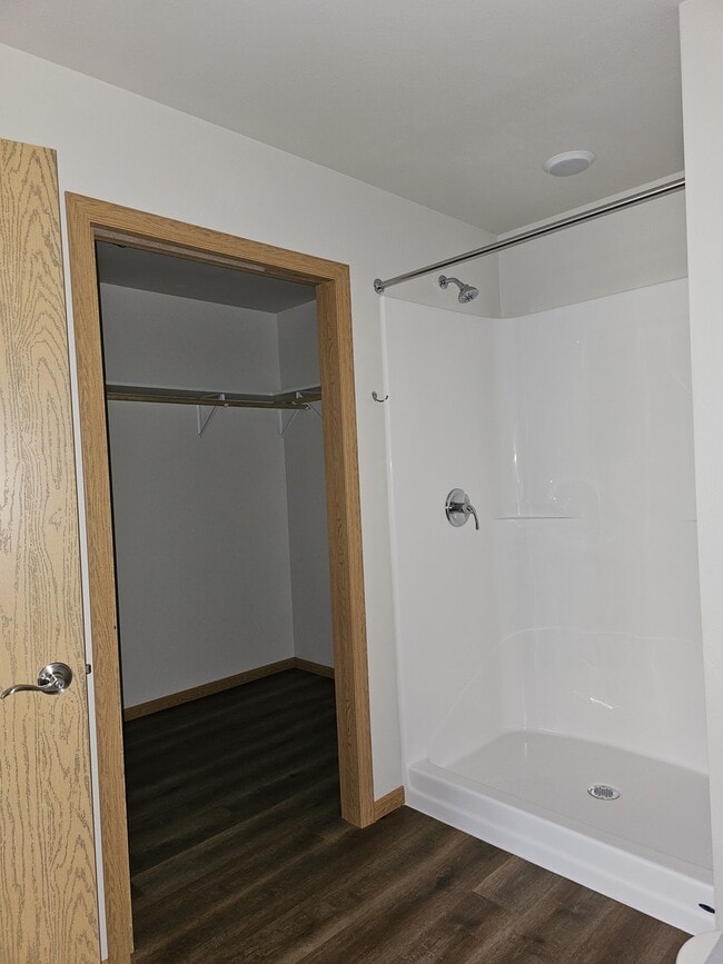 Building Photo - 112 Eggleston St